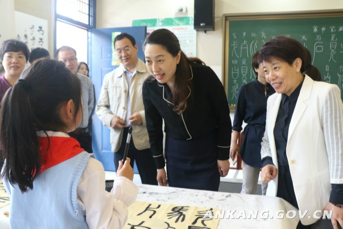 十五载深耕早教赛道火火兔以AI科技构筑儿童启蒙生态新标杆(图1)