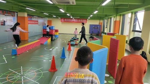 2026年儿童智能手表对比评测:华为儿童手表4Pro、Xiaomi小米、AppleWatchSE、FitbitAce3哪款是你的最佳选择?(图1)